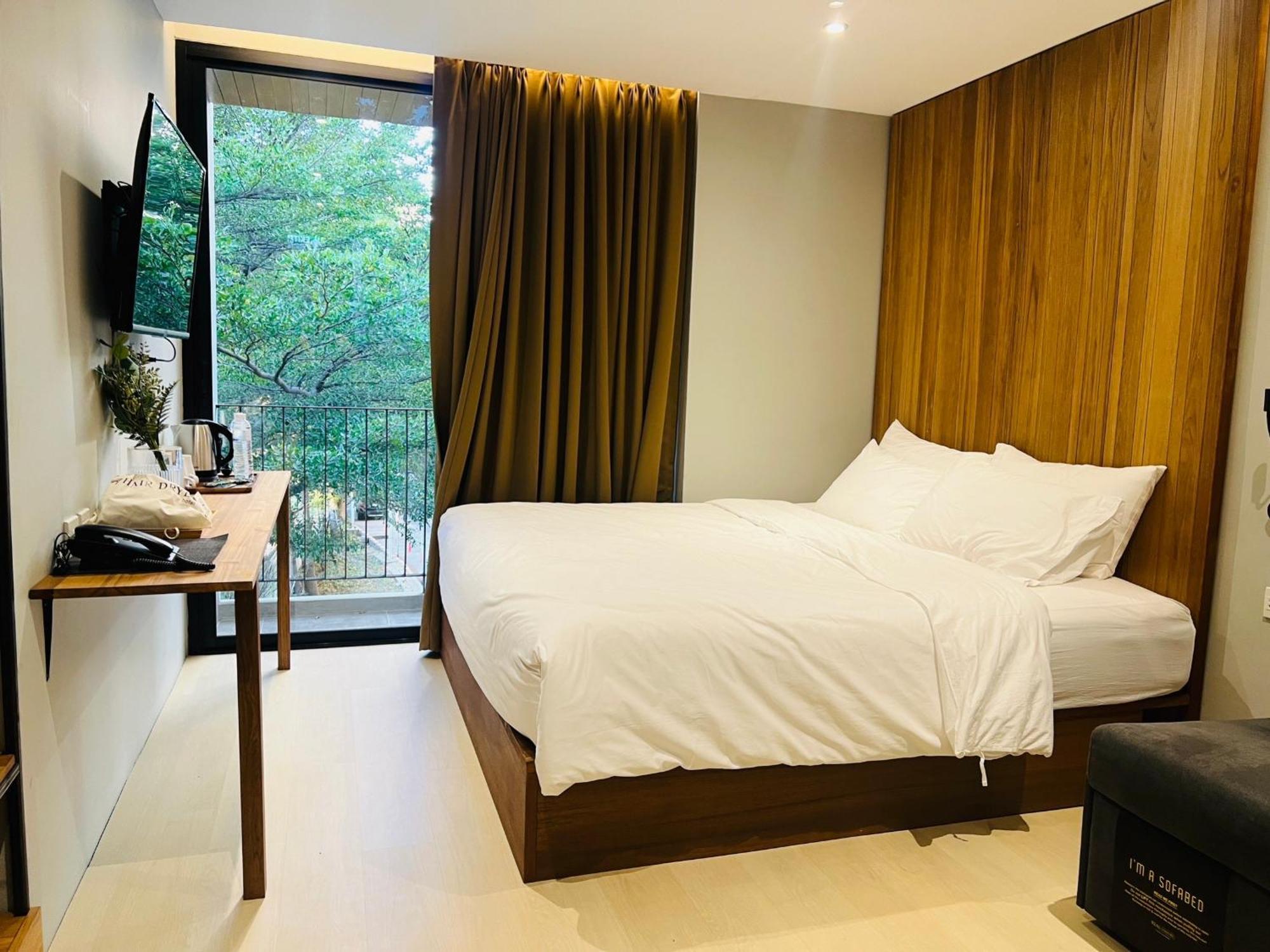 Woodstory Boutique Hotel Бангкок Экстерьер фото