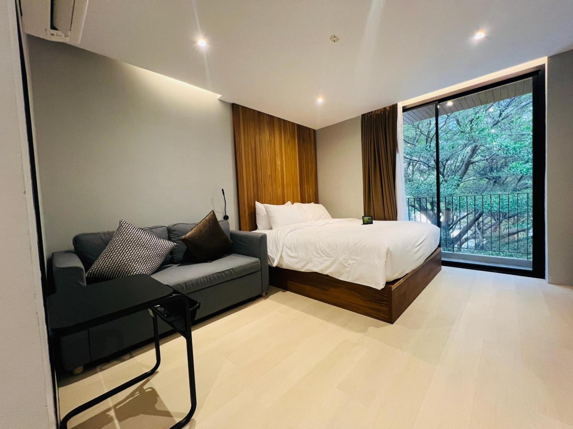Woodstory Boutique Hotel Бангкок Экстерьер фото