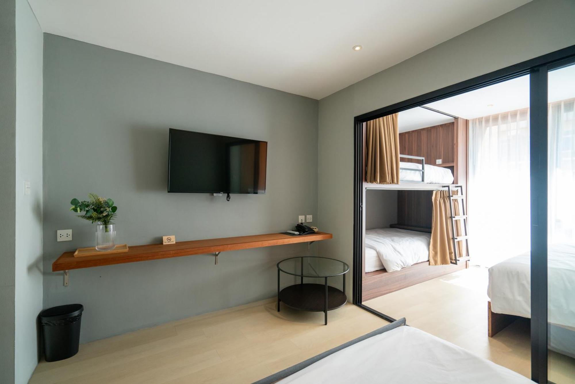 Woodstory Boutique Hotel Бангкок Экстерьер фото