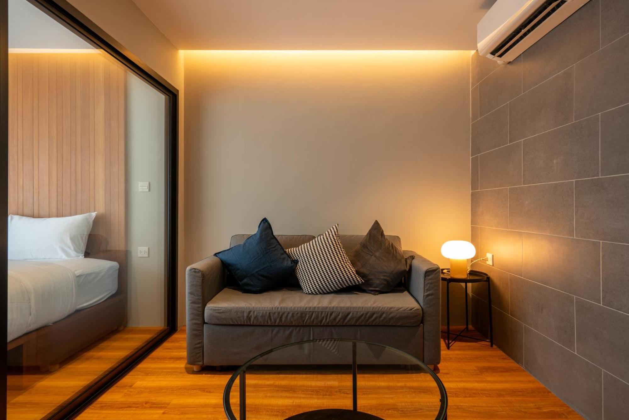Woodstory Boutique Hotel Бангкок Экстерьер фото