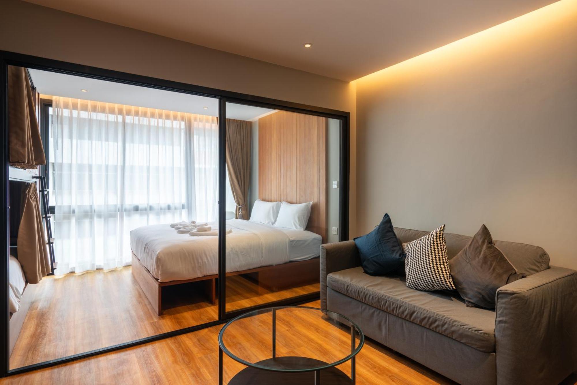Woodstory Boutique Hotel Бангкок Экстерьер фото