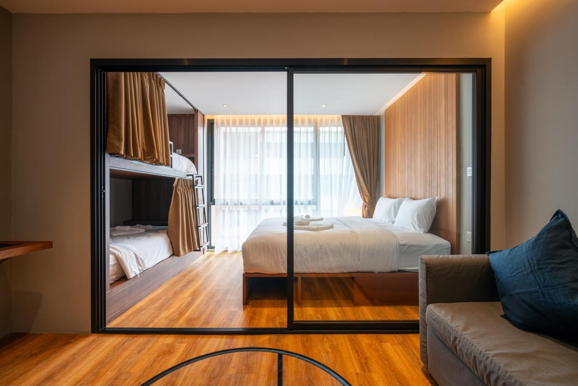Woodstory Boutique Hotel Бангкок Экстерьер фото