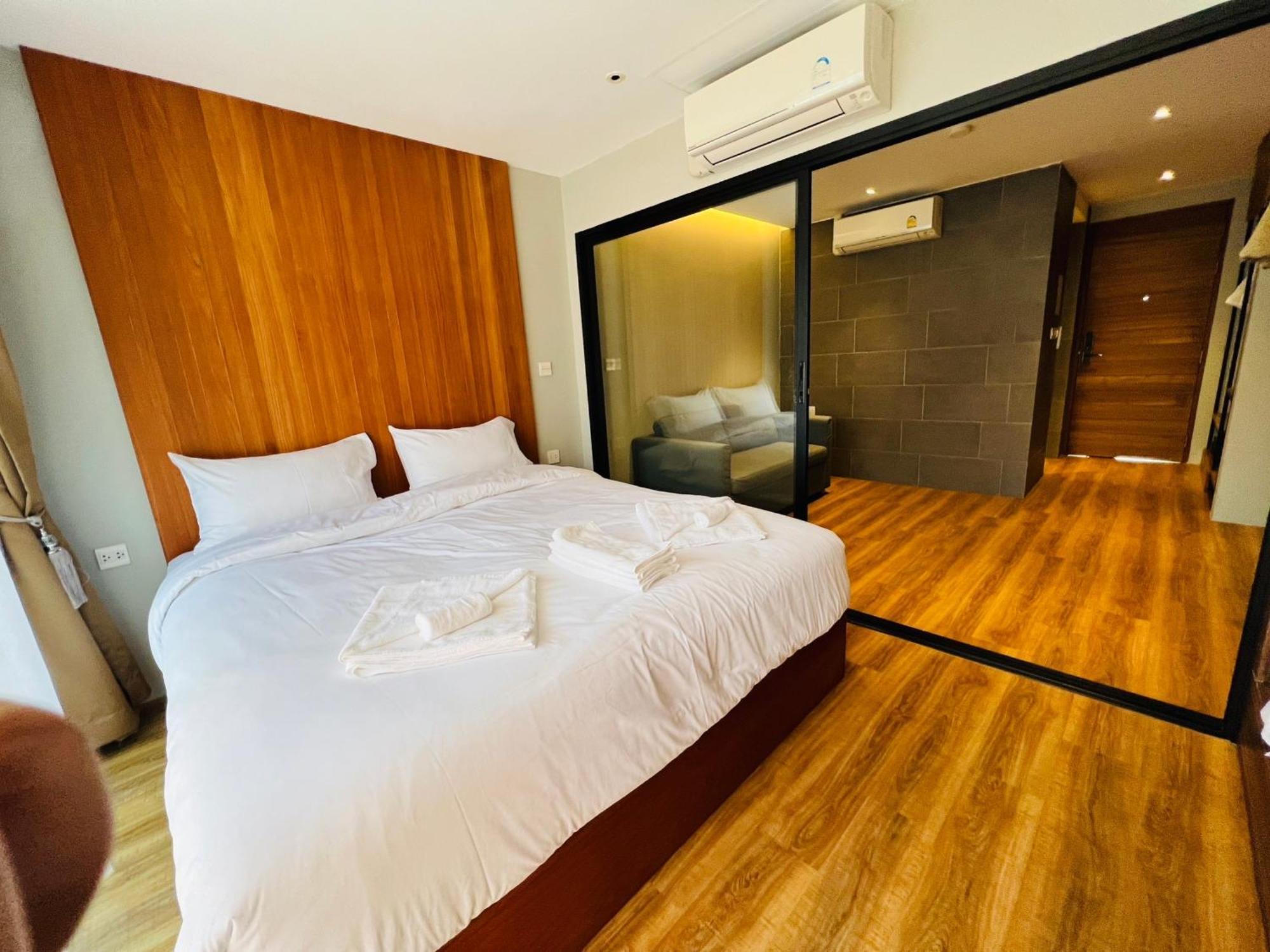 Woodstory Boutique Hotel Бангкок Экстерьер фото