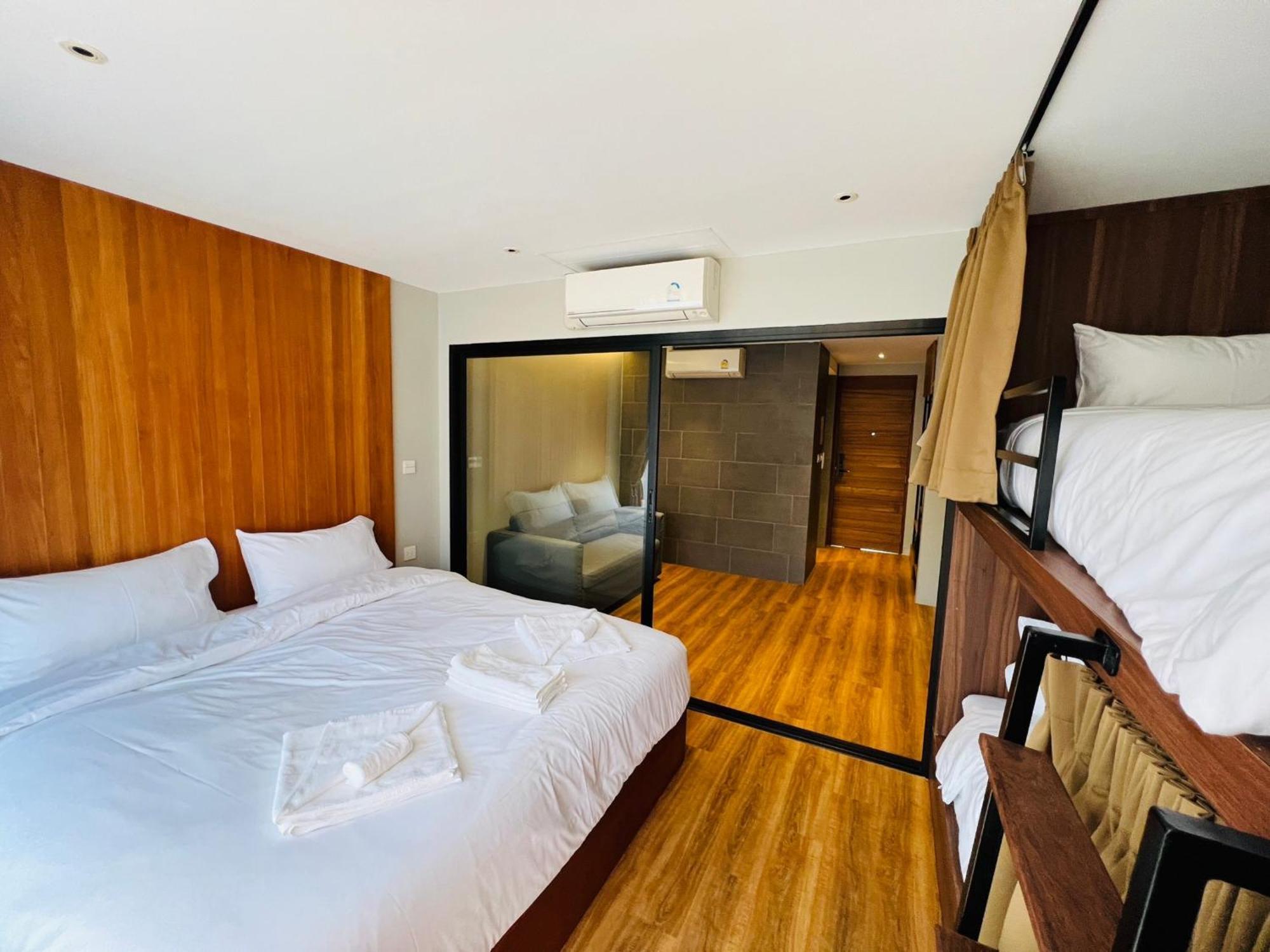 Woodstory Boutique Hotel Бангкок Экстерьер фото