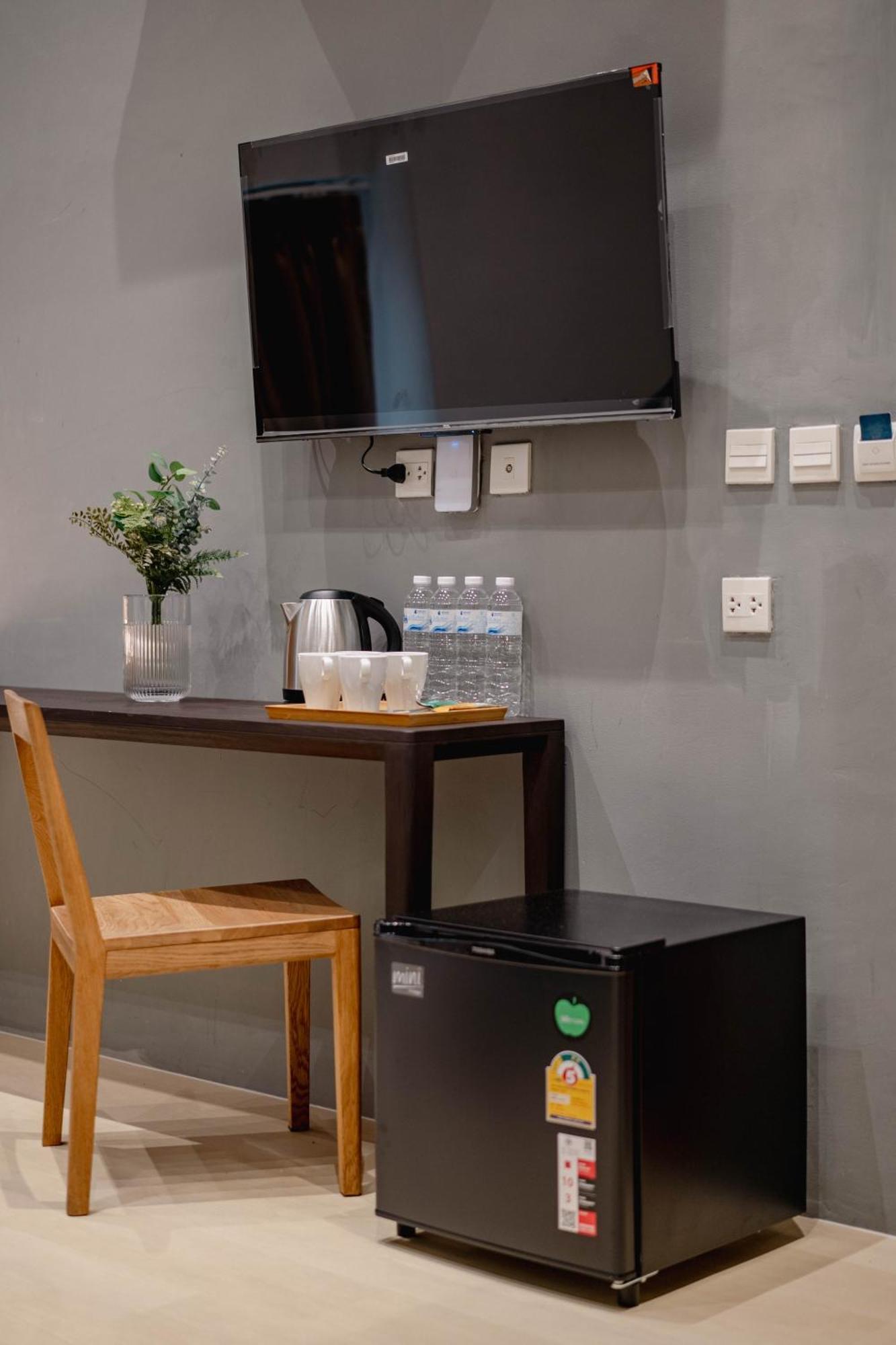 Woodstory Boutique Hotel Бангкок Экстерьер фото