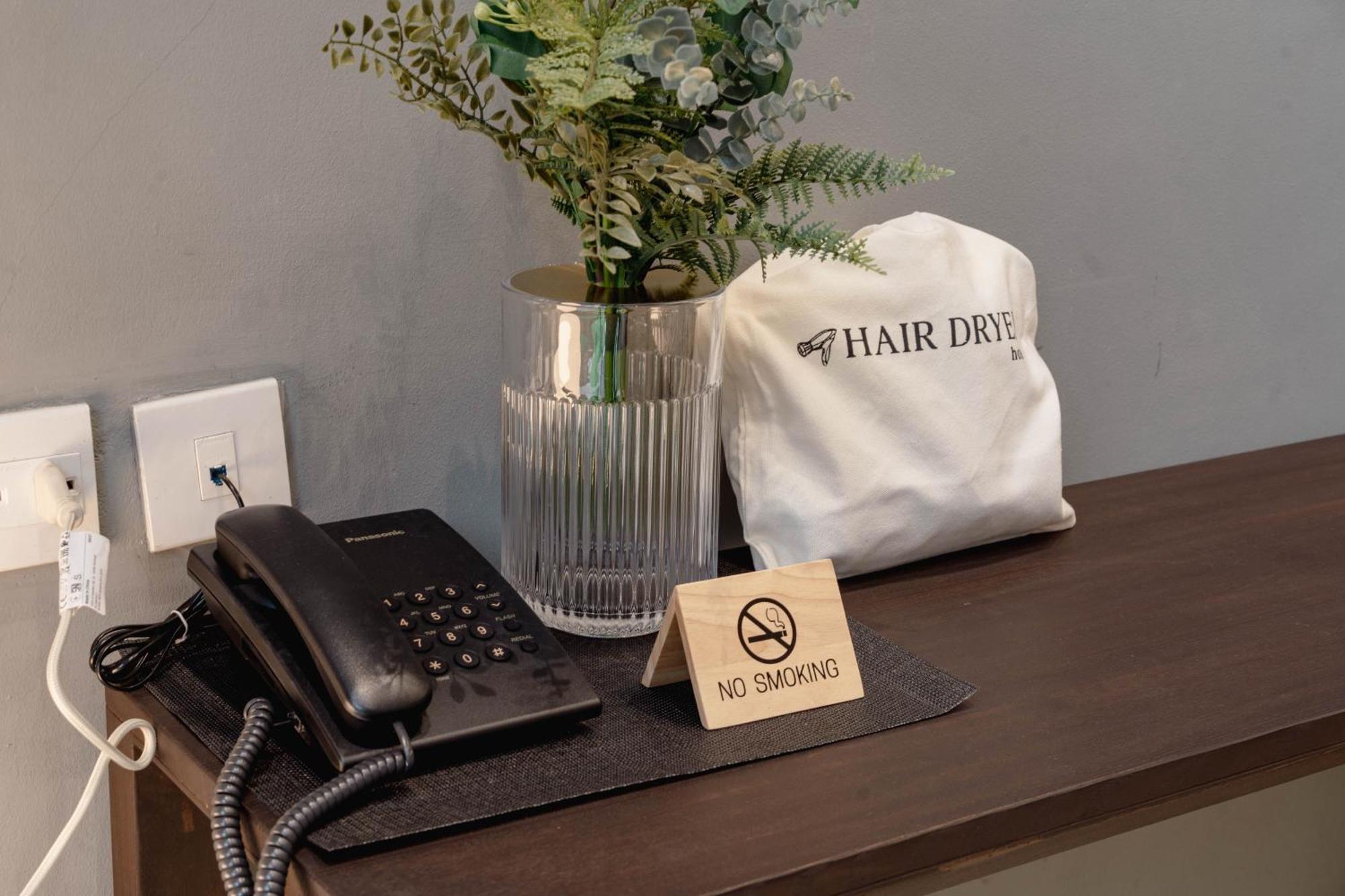 Woodstory Boutique Hotel Бангкок Экстерьер фото